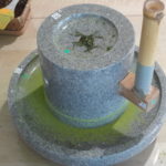 Making green tea powder