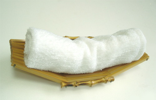 Warm hand towel - Oshibori (Wikipedia)